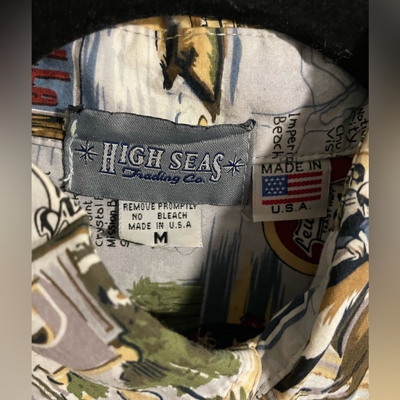 Elite Vintage Hawaiian Shirt - Size M - Coconut buttons 🥥 Tailored - San Diego - Picture 5 of 5